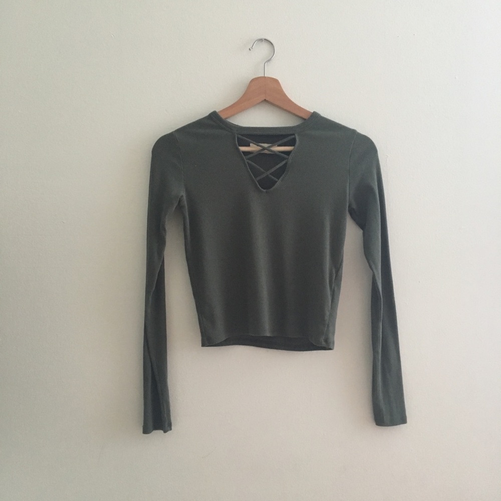 NWOT Hollister Army Green Crossed Shirt